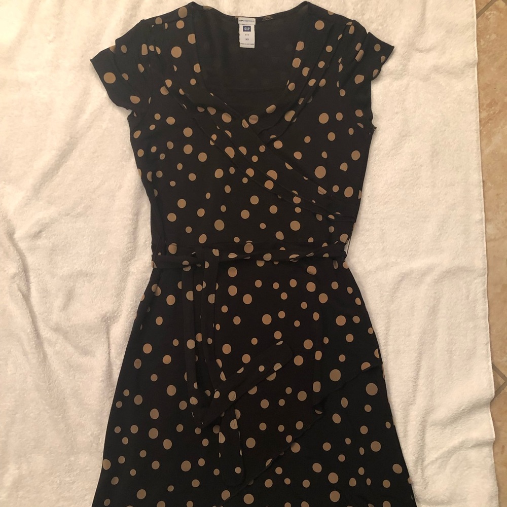 GAP STRETCH POLKA DOT DRESS